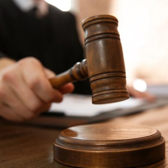 /contrib/content/uploads/sites/415/2023/10/Judge_Court_Gavel_Shutter_640x640.jpg